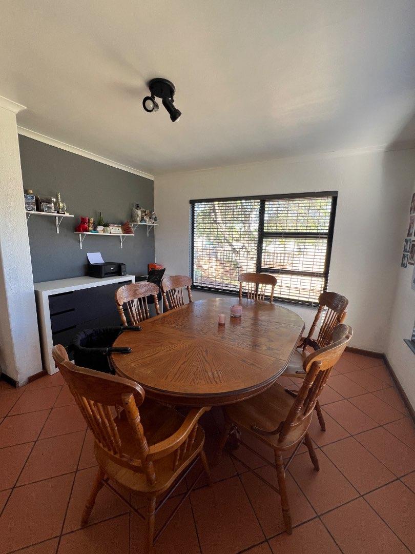 4 Bedroom Property for Sale in Morgenster Western Cape